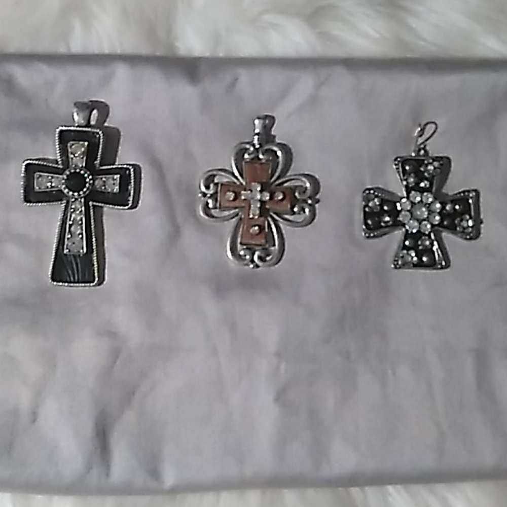 CROSSES VARIETY